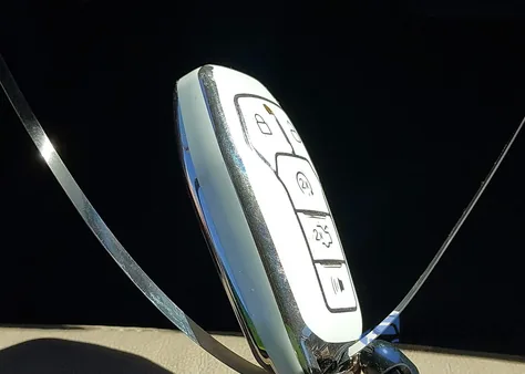 2016 Ford Explorer Xlt from USA, damaged, VIN 1FM5K8D80GGA42938